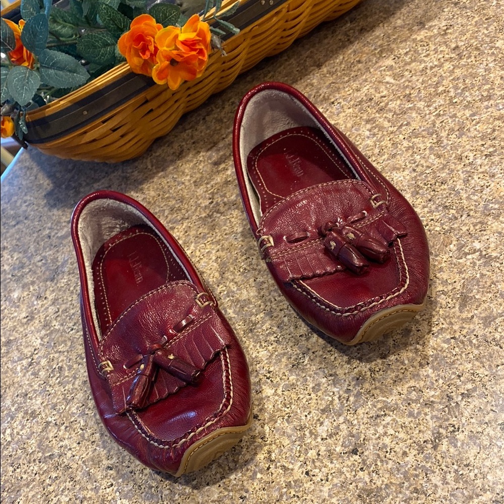 L.L. Bean Leather Mocs Moccasins With Imperfections 6 Tassels